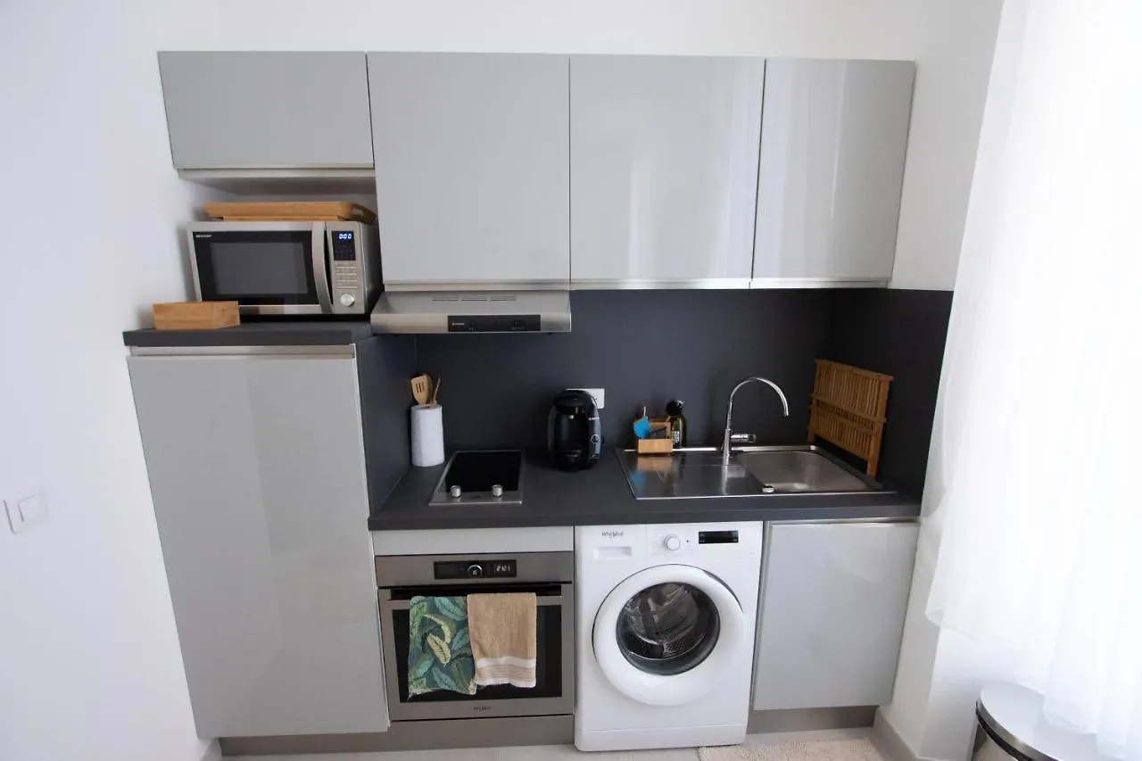Superbe 2 Pieces Neuf A 100M De La Plage Apartment Menton 0*,  France