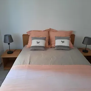 Appartamento Joli F2 46m2 Centre, Balcon,parking, Mentone