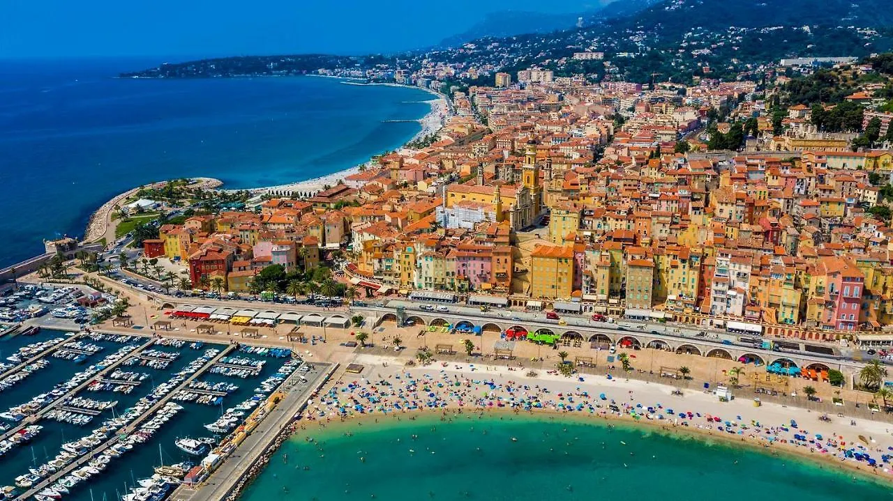 Superbe 2 pièces neuf à 100m de la plage Mentone
